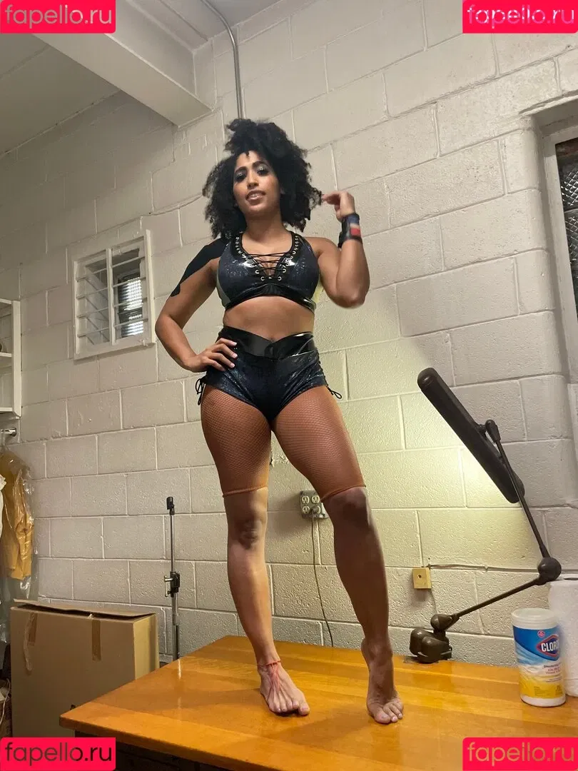 Marti Belle / MartiBelle / allysinkay / marti.belle Onlyfans Photo Gallery 