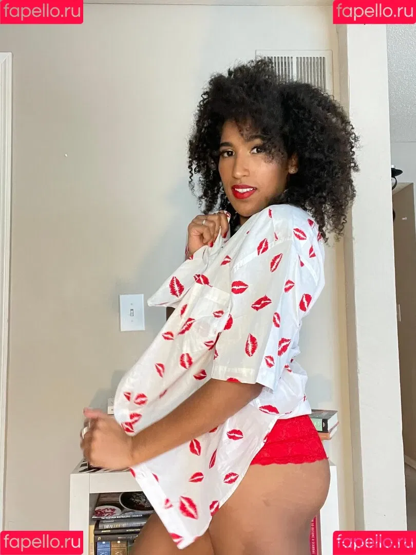 Marti Belle / MartiBelle / allysinkay / marti.belle Onlyfans Photo Gallery 