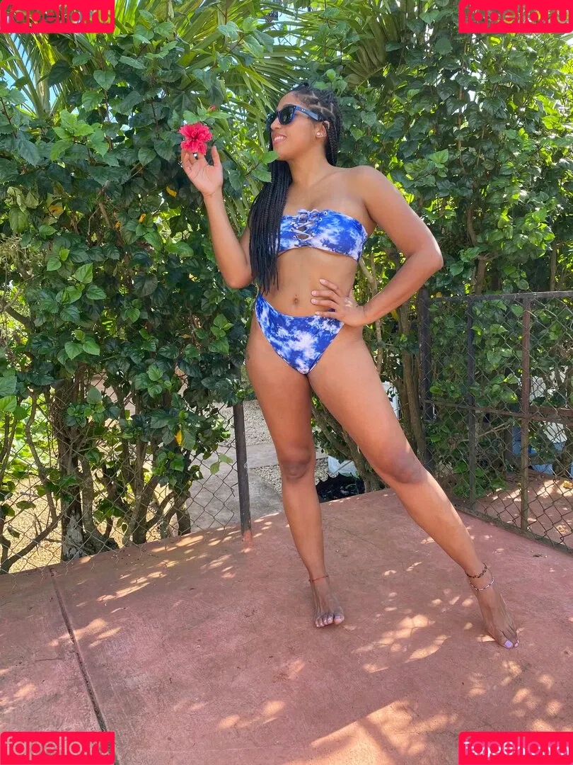 Marti Belle / MartiBelle / allysinkay / marti.belle Onlyfans Photo Gallery 