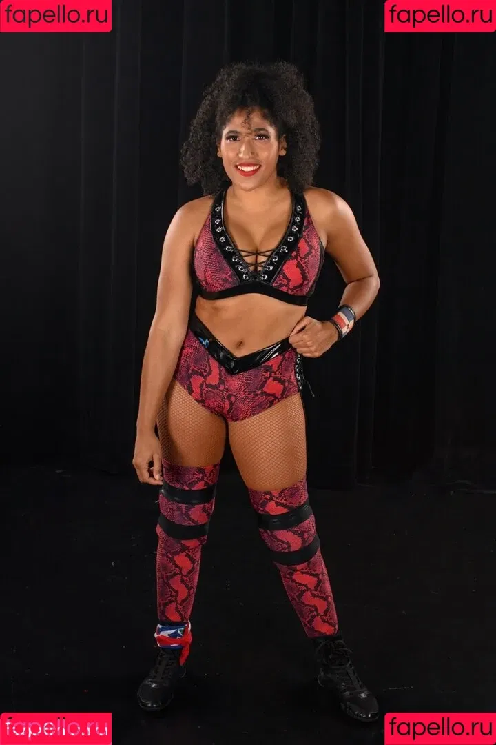 Marti Belle / MartiBelle / allysinkay / marti.belle Onlyfans Photo Gallery 