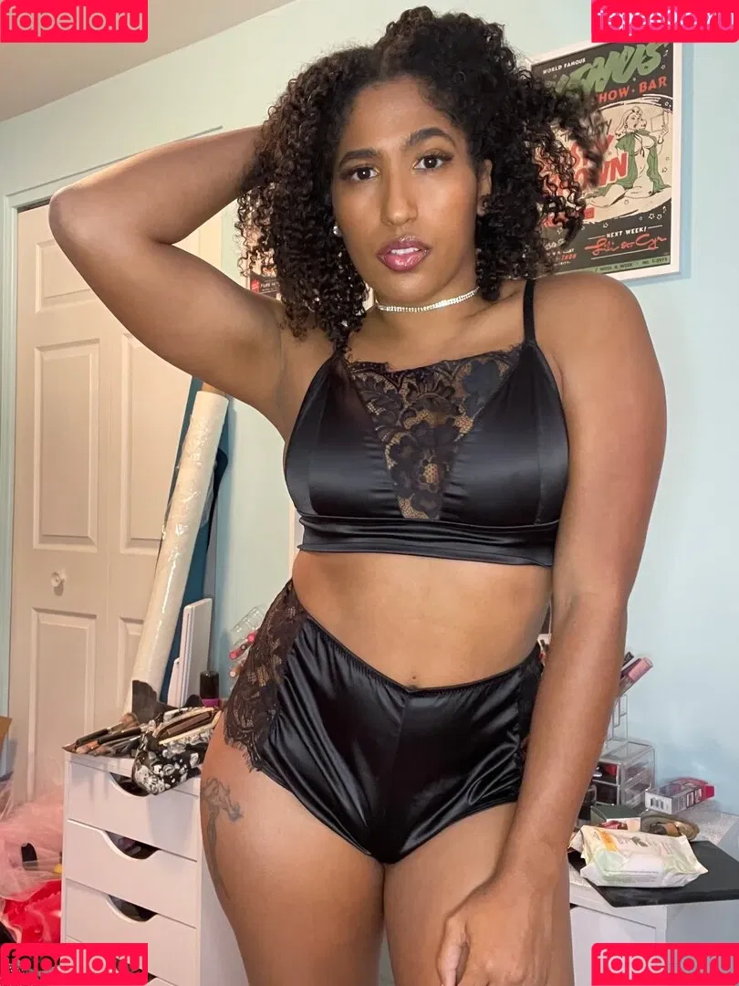 Marti Belle / MartiBelle / allysinkay / marti.belle Onlyfans Photo Gallery 