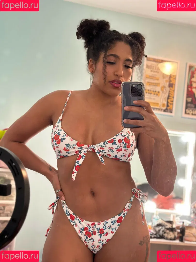 Marti Belle / MartiBelle / allysinkay / marti.belle Onlyfans Photo Gallery 