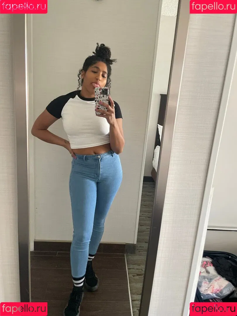 Marti Belle / MartiBelle / allysinkay / marti.belle Onlyfans Photo Gallery 