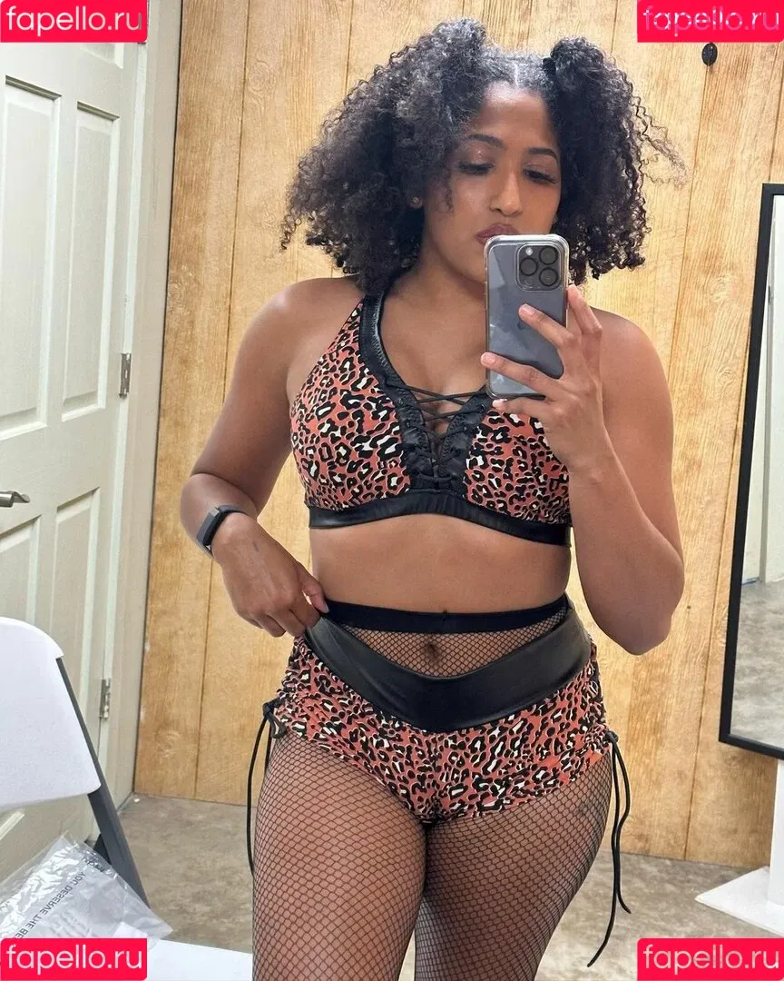 Marti Belle / MartiBelle / allysinkay / marti.belle Onlyfans Photo Gallery 