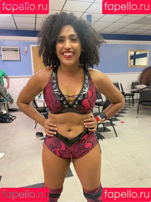 Marti Belle / MartiBelle / allysinkay / marti.belle Onlyfans Photo Gallery 