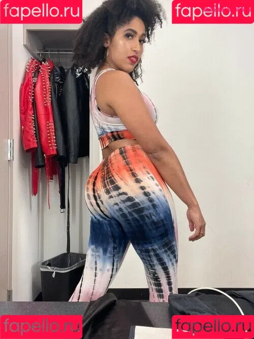 Marti Belle / MartiBelle / allysinkay / marti.belle Onlyfans Photo Gallery 