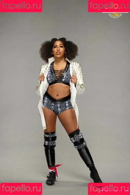 Marti Belle / MartiBelle / allysinkay / marti.belle Onlyfans Photo Gallery 