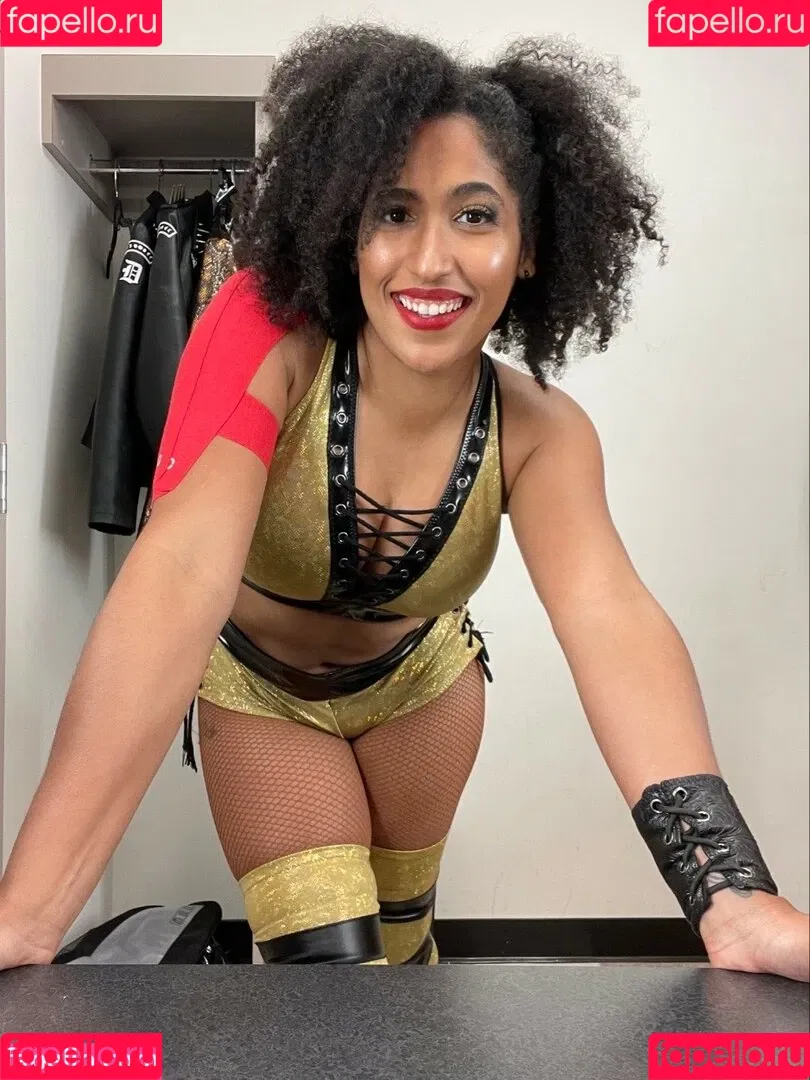 Marti Belle / MartiBelle / allysinkay / marti.belle Onlyfans Photo Gallery 