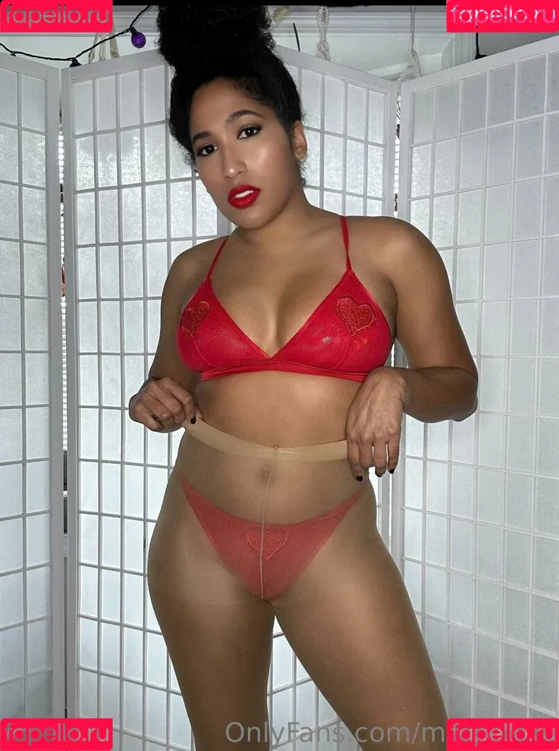 Marti Belle / MartiBelle / allysinkay / marti.belle Onlyfans Photo Gallery 