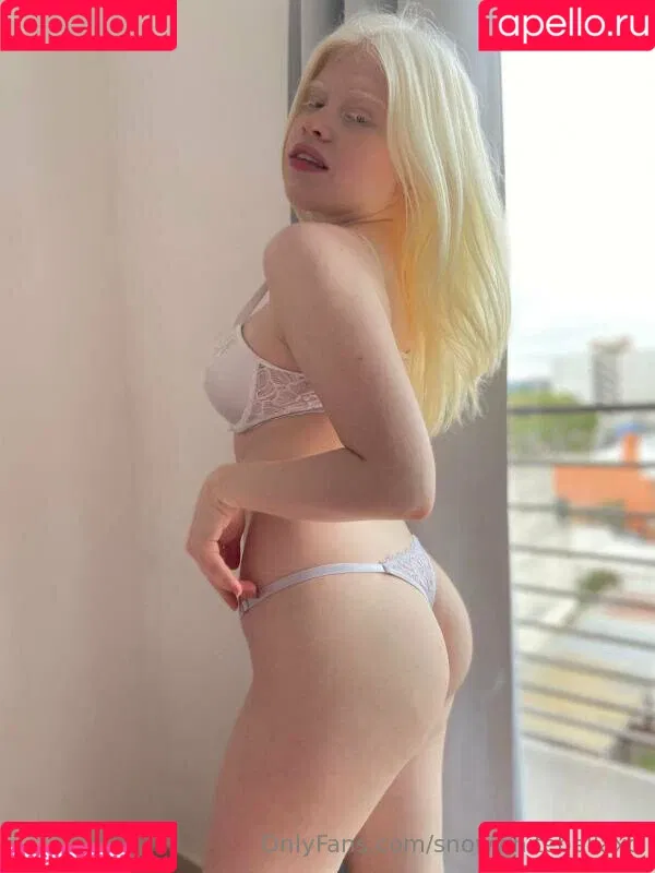 snowwhite.bella / snowwhitebellaxo Onlyfans Photo Gallery 