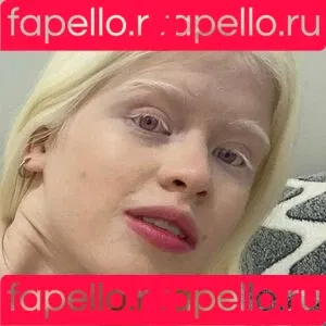 snowwhite.bella / snowwhitebellaxo Onlyfans Photo Gallery 