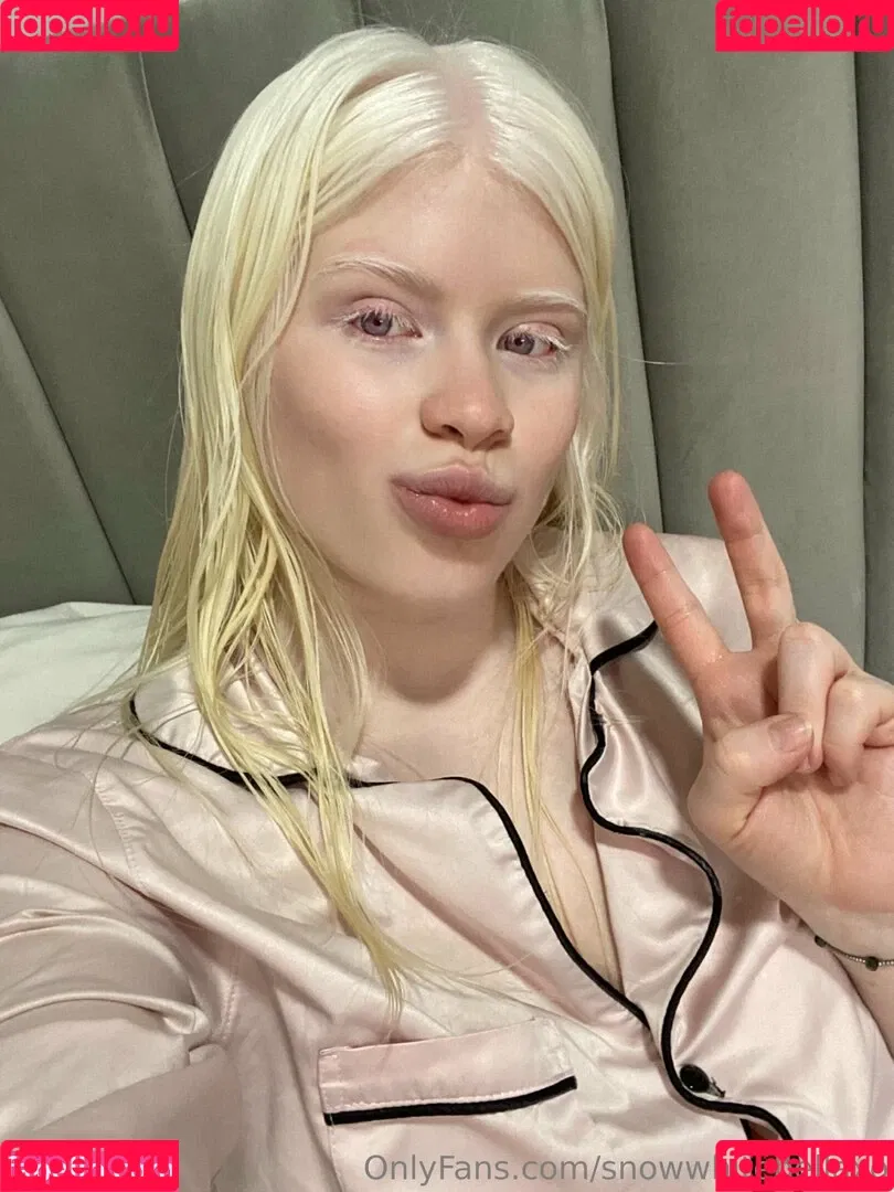 snowwhite.bella / snowwhitebellaxo Onlyfans Photo Gallery 