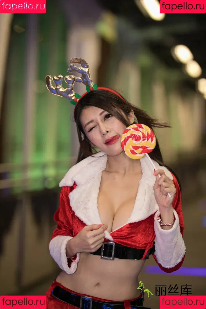 anxi666 / vickybaby / vickybaby61 / 安希Anxi Onlyfans Photo Gallery 