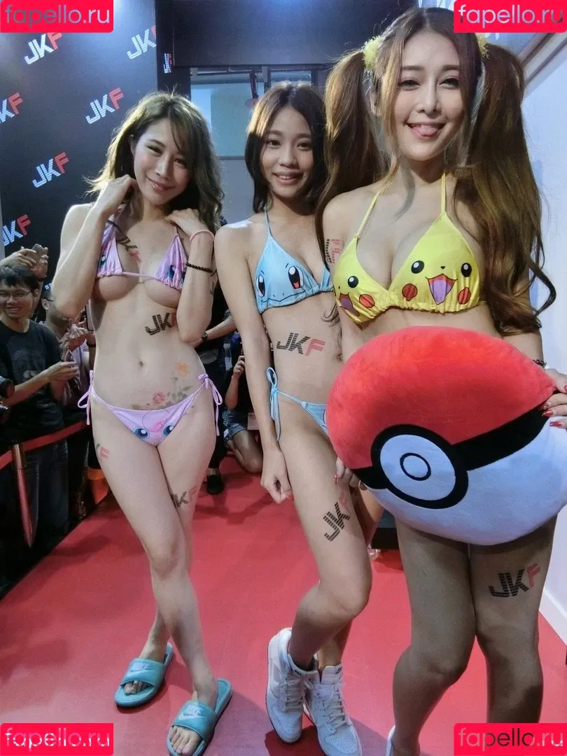 anxi666 / vickybaby / vickybaby61 / 安希Anxi Onlyfans Photo Gallery 