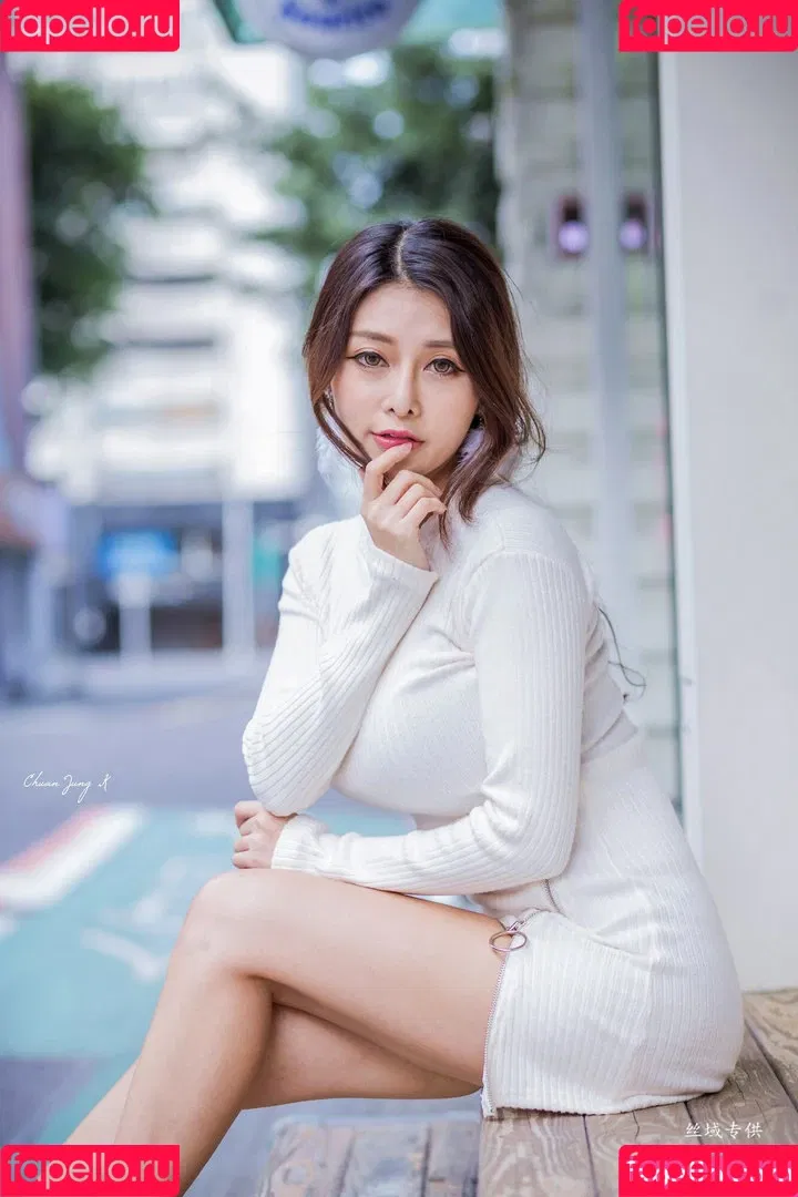 anxi666 / vickybaby / vickybaby61 / 安希Anxi Onlyfans Photo Gallery 