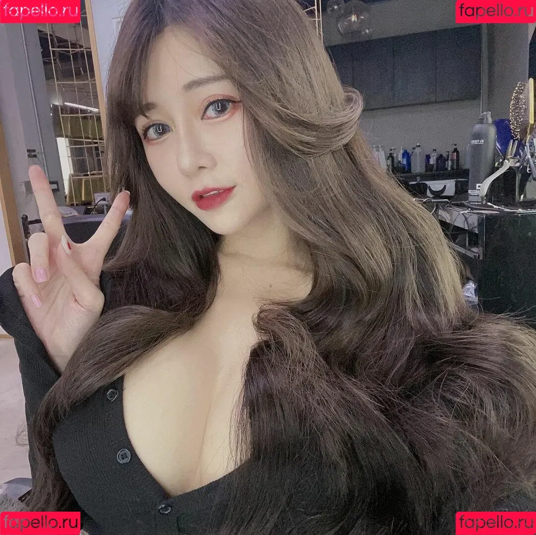 anxi666 / vickybaby / vickybaby61 / 安希Anxi Onlyfans Photo Gallery 