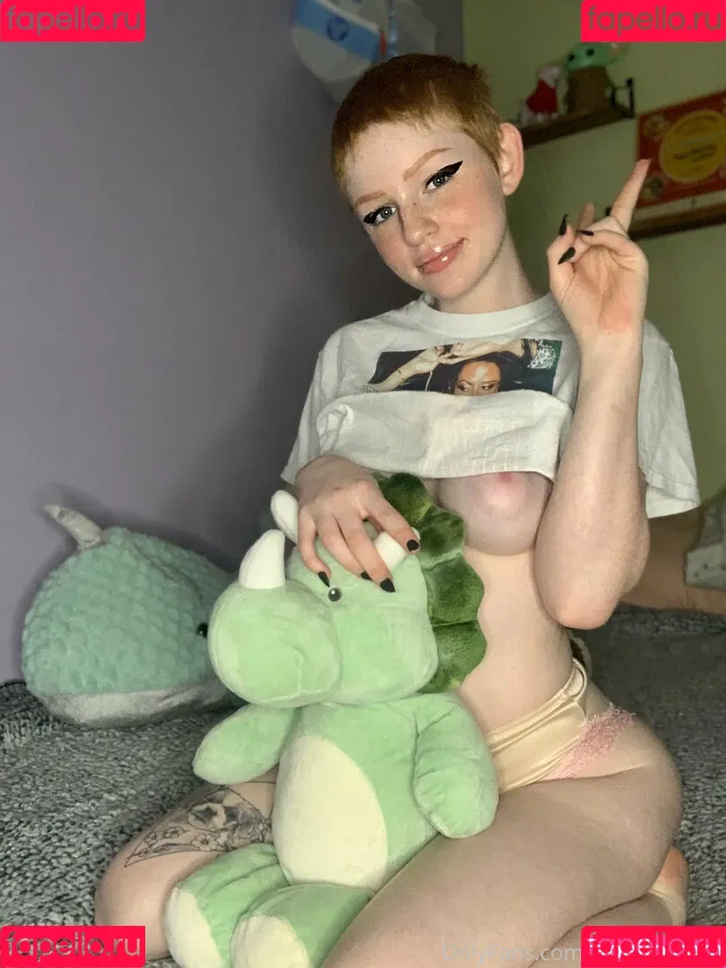 aaliyah0may0 / aaliyah_may / notaaliyahmay Onlyfans Photo Gallery 