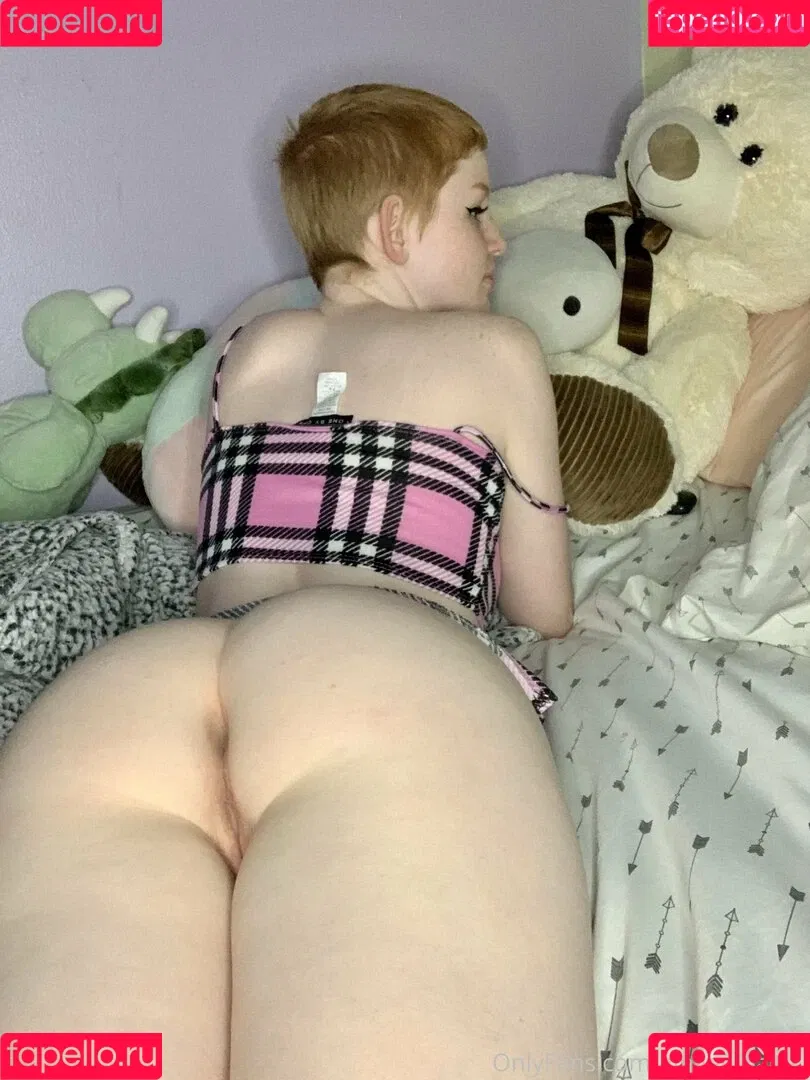 aaliyah0may0 / aaliyah_may / notaaliyahmay Onlyfans Photo Gallery 