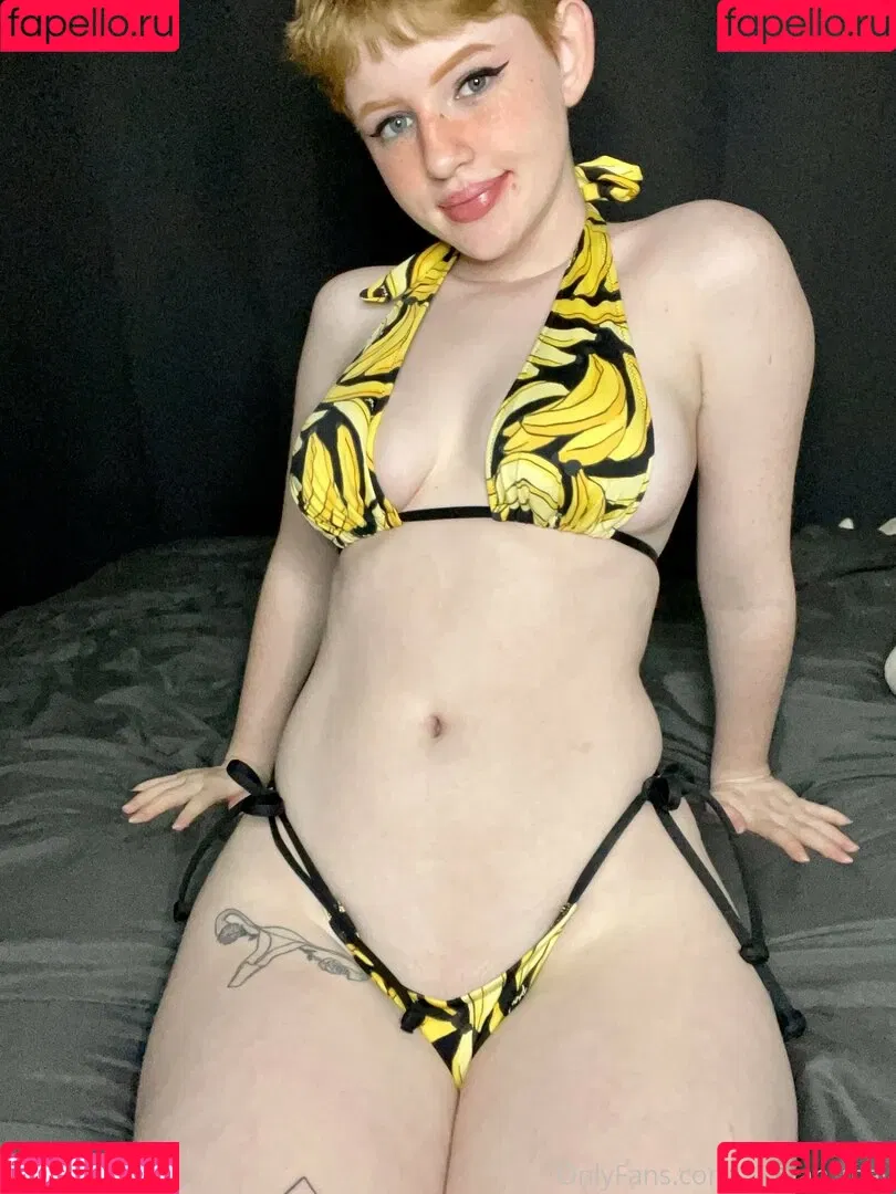 aaliyah0may0 / aaliyah_may / notaaliyahmay Onlyfans Photo Gallery 