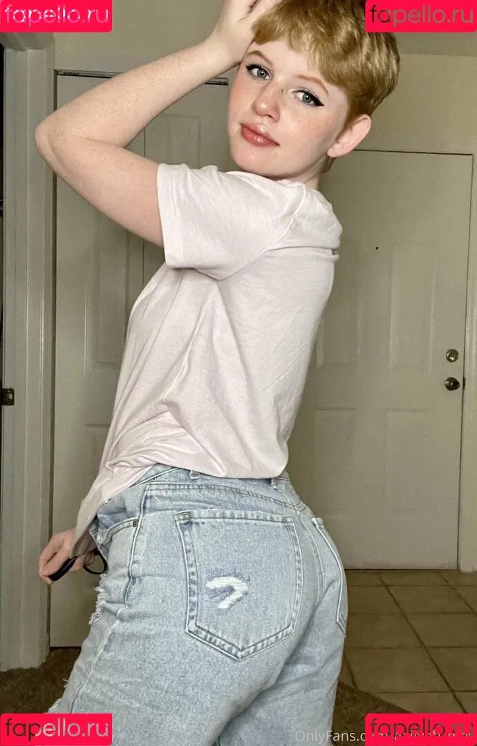 aaliyah0may0 / aaliyah_may / notaaliyahmay Onlyfans Photo Gallery 