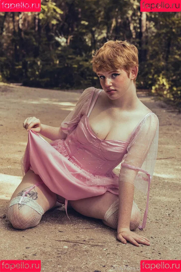 aaliyah0may0 / aaliyah_may / notaaliyahmay Onlyfans Photo Gallery 