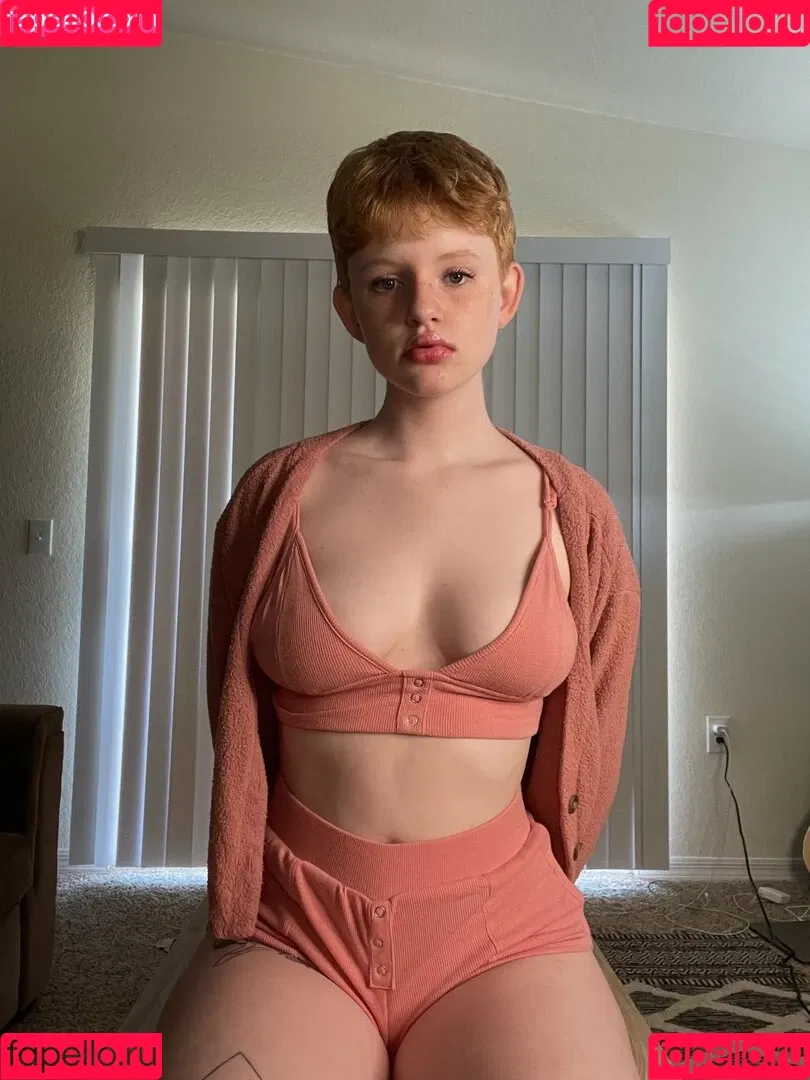 aaliyah0may0 / aaliyah_may / notaaliyahmay Onlyfans Photo Gallery 