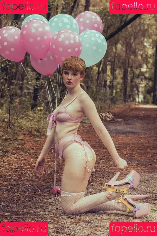 aaliyah0may0 / aaliyah_may / notaaliyahmay Onlyfans Photo Gallery 