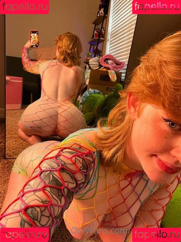 aaliyah0may0 / aaliyah_may / notaaliyahmay Onlyfans Photo Gallery 