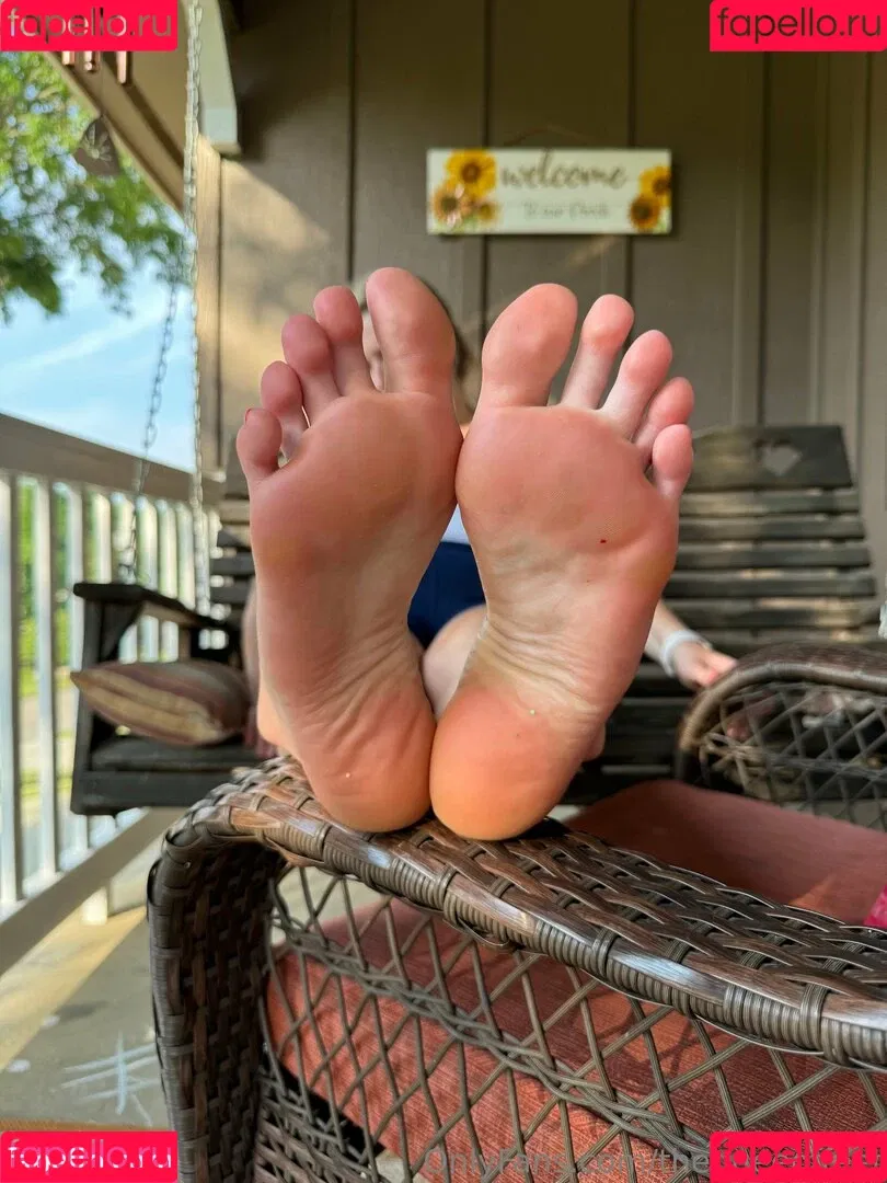 queenfootsy / thequeeoffeet Onlyfans Photo Gallery 