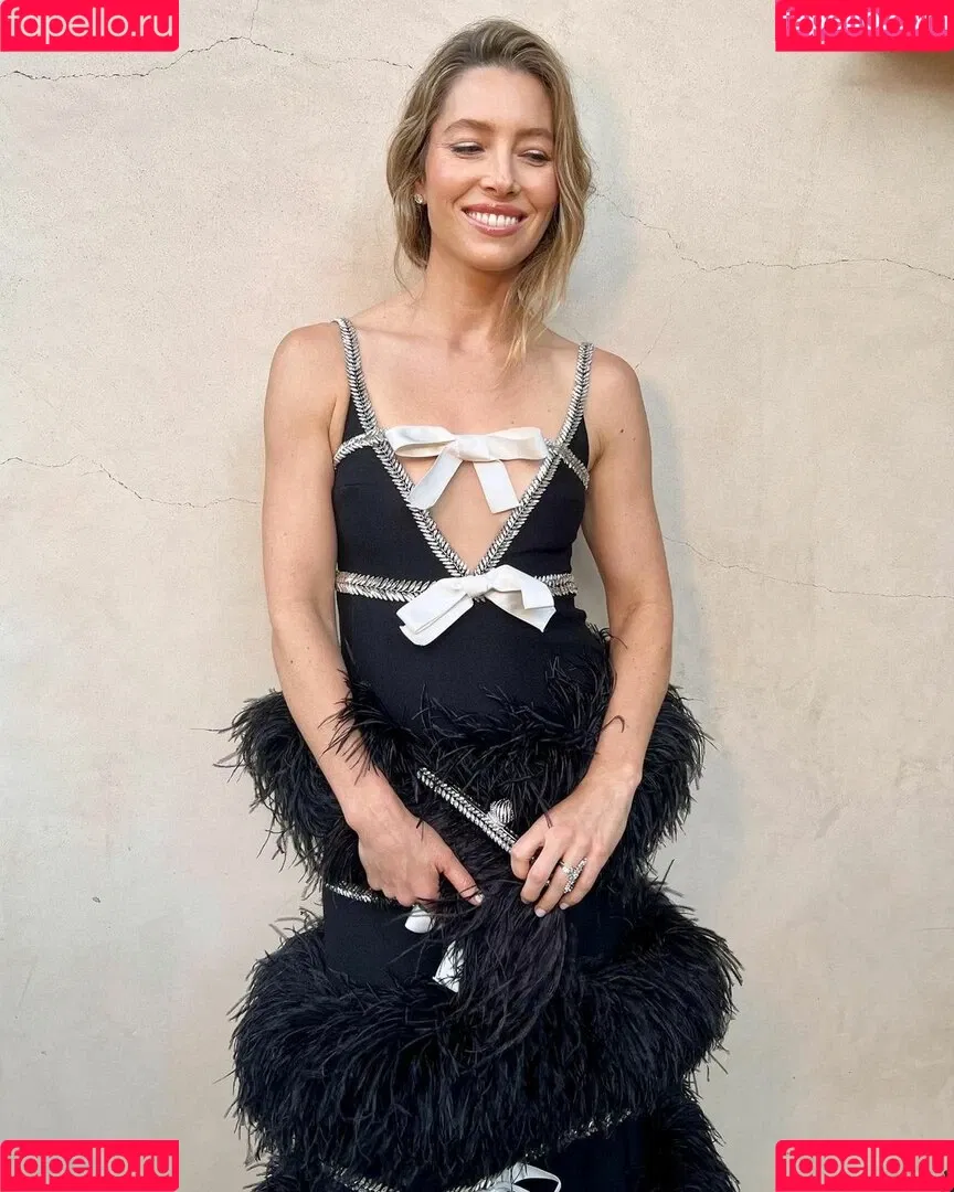 Jessica Biel / JessicaBiel / jessica_biel Onlyfans Photo Gallery 