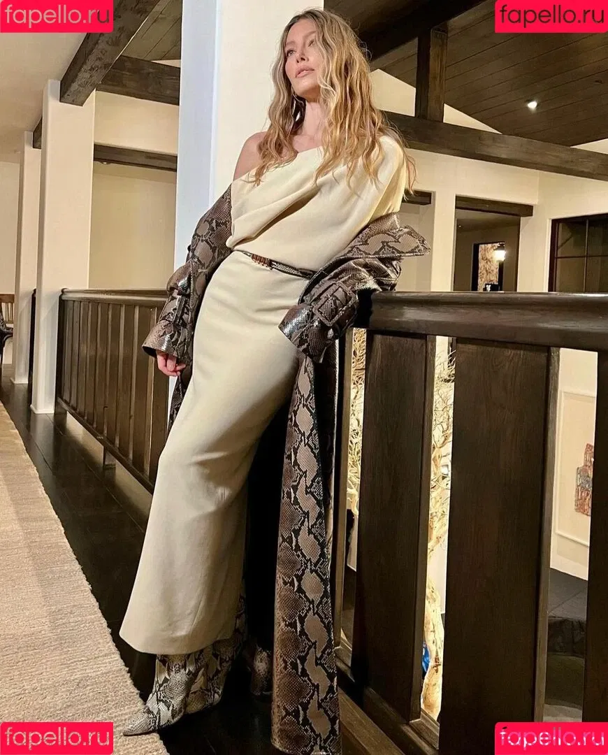 Jessica Biel / JessicaBiel / jessica_biel Onlyfans Photo Gallery 