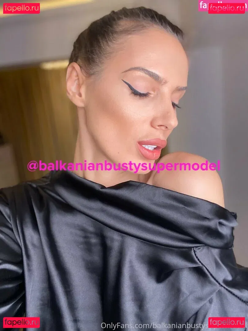 balkanianbustysupermodel Onlyfans Photo Gallery 