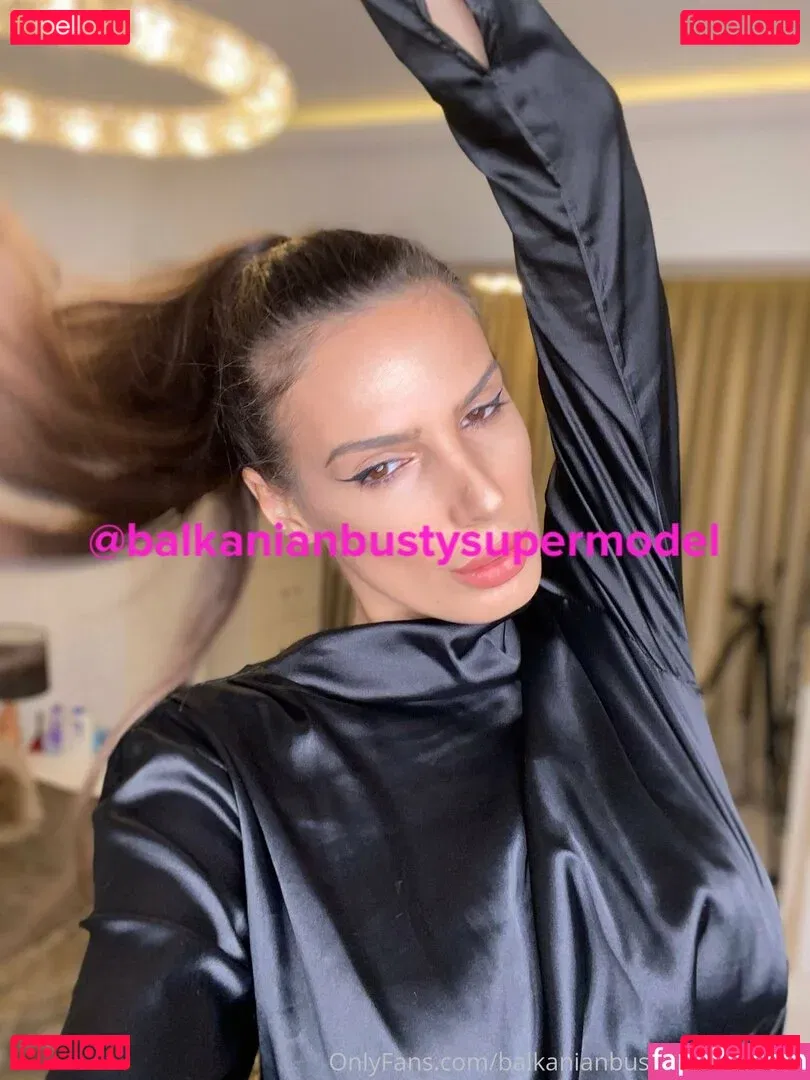 balkanianbustysupermodel Onlyfans Photo Gallery 