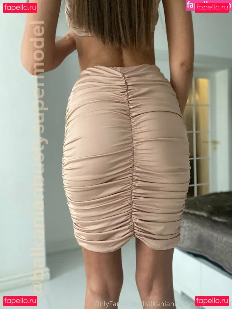 balkanianbustysupermodel Onlyfans Photo Gallery 