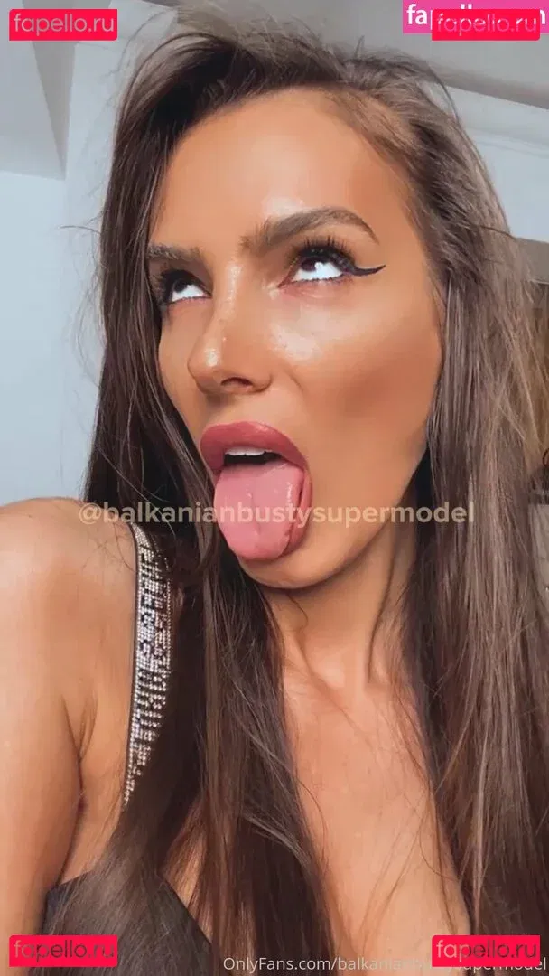 balkanianbustysupermodel Onlyfans Photo Gallery 
