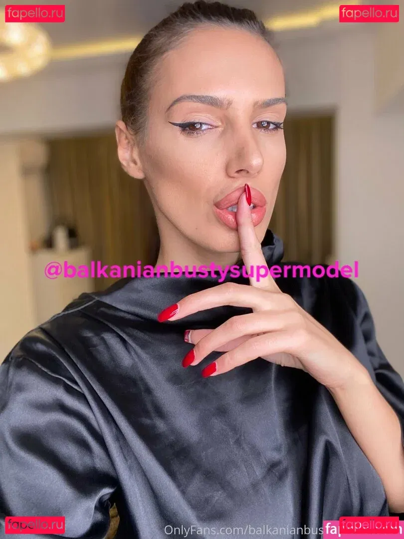 balkanianbustysupermodel Onlyfans Photo Gallery 
