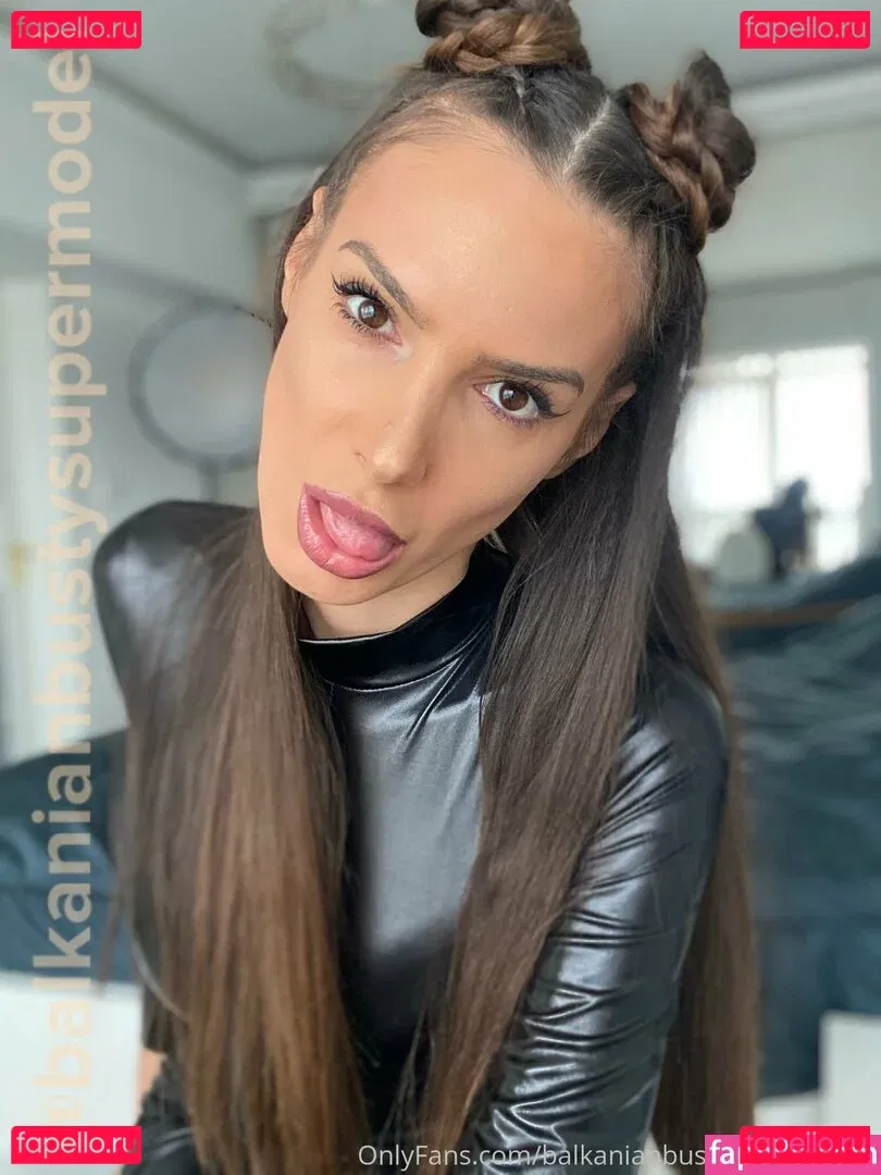 balkanianbustysupermodel Onlyfans Photo Gallery 