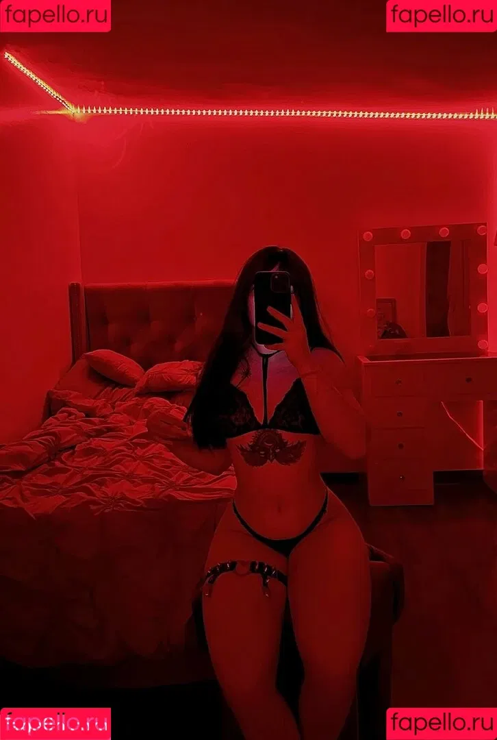 Genesis Cruz / genesiiscruuz / susicruz Onlyfans Photo Gallery 