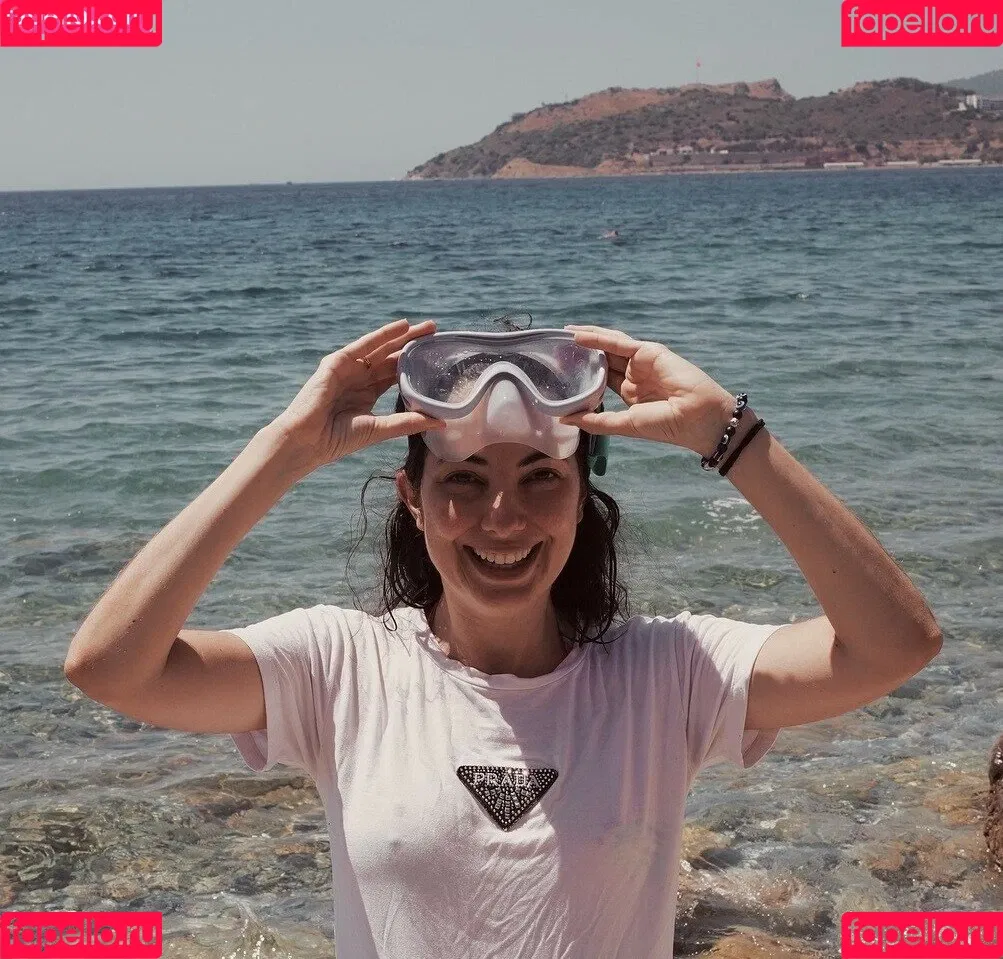 Sweet Carol / carolinarossi10 / curveswithcaroline Onlyfans Photo Gallery 