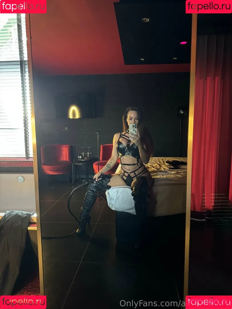 Anna Delyla / anna_delyla Onlyfans Photo Gallery 