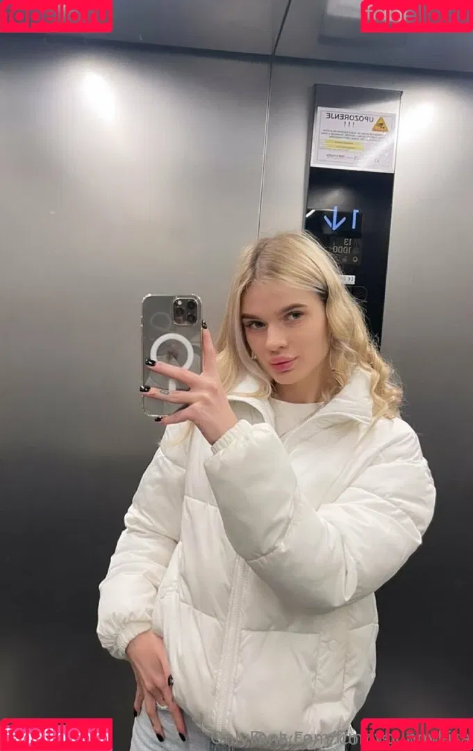 funnybunnykiss / funnybunnytoes Onlyfans Photo Gallery 