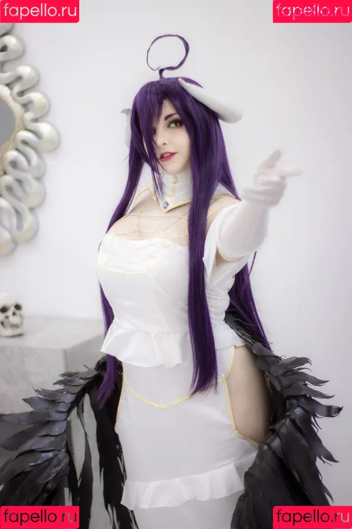 Marcelline Cos / MarcellineCos / marcelline.cos Onlyfans Photo Gallery 