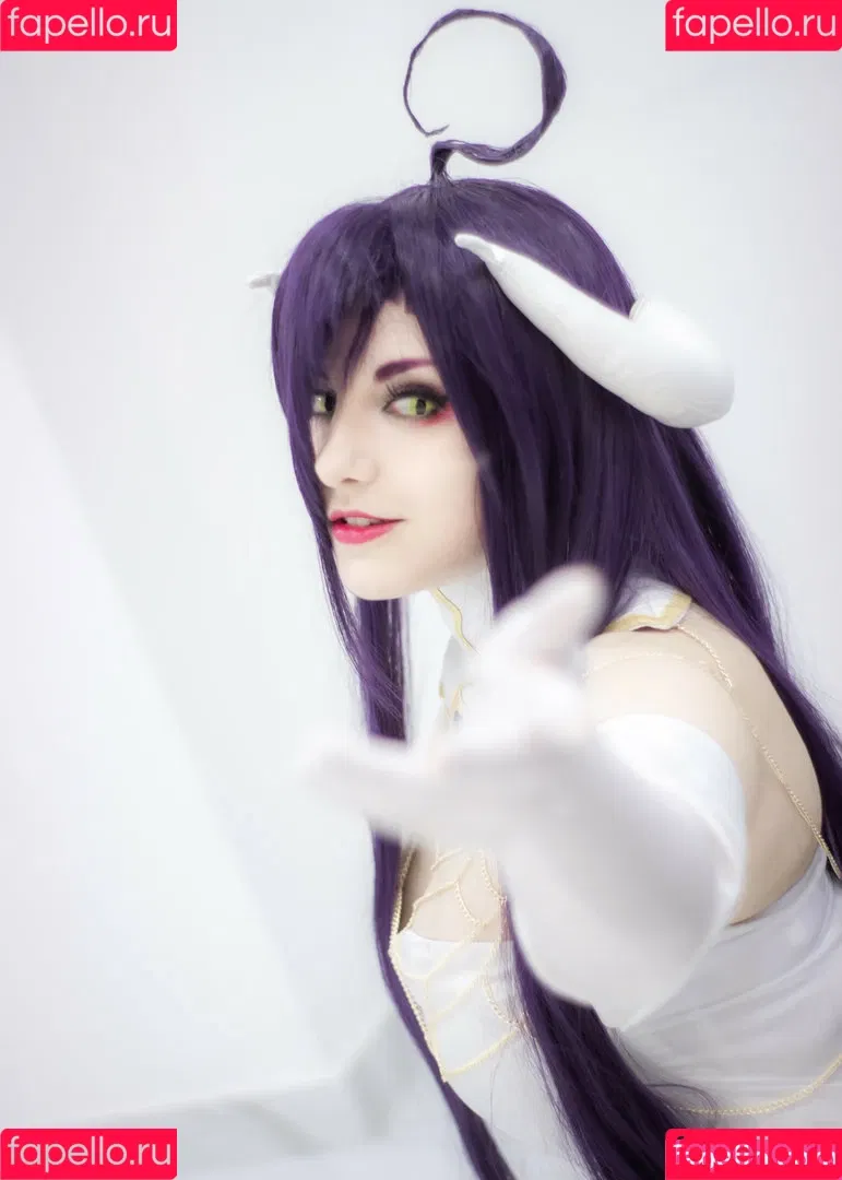 Marcelline Cos / MarcellineCos / marcelline.cos Onlyfans Photo Gallery 