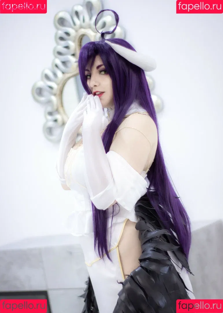 Marcelline Cos / MarcellineCos / marcelline.cos Onlyfans Photo Gallery 