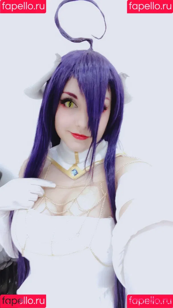 Marcelline Cos / MarcellineCos / marcelline.cos Onlyfans Photo Gallery 