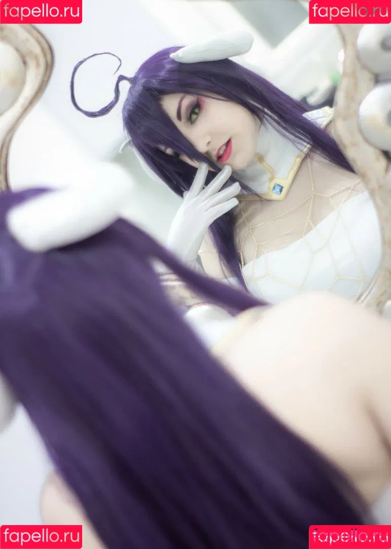 Marcelline Cos / MarcellineCos / marcelline.cos Onlyfans Photo Gallery 