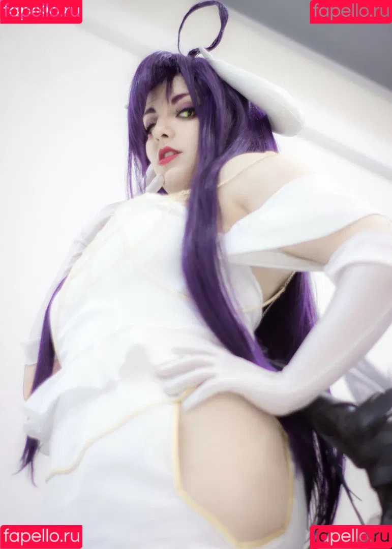 Marcelline Cos / MarcellineCos / marcelline.cos Onlyfans Photo Gallery 