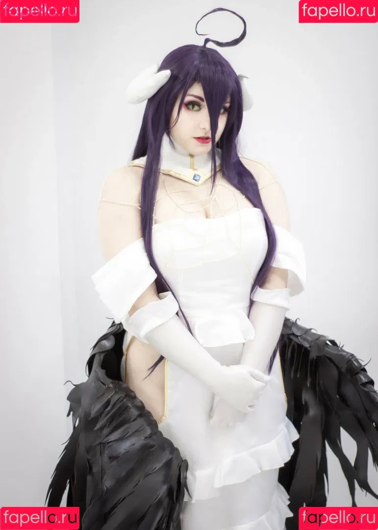 Marcelline Cos / MarcellineCos / marcelline.cos Onlyfans Photo Gallery 