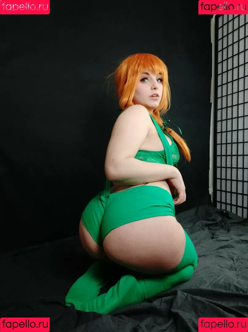 Marcelline Cos / MarcellineCos / marcelline.cos Onlyfans Photo Gallery 