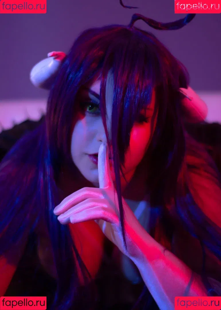 Marcelline Cos / MarcellineCos / marcelline.cos Onlyfans Photo Gallery 